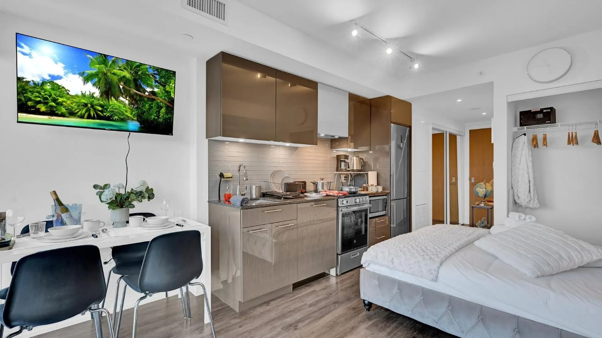 29Th Floor Deluxe, Best View Of Downtown Toronto Apartamento