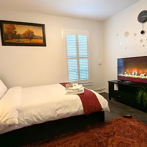  Homestay Cozy With Private Kitchen, Private Bathroom