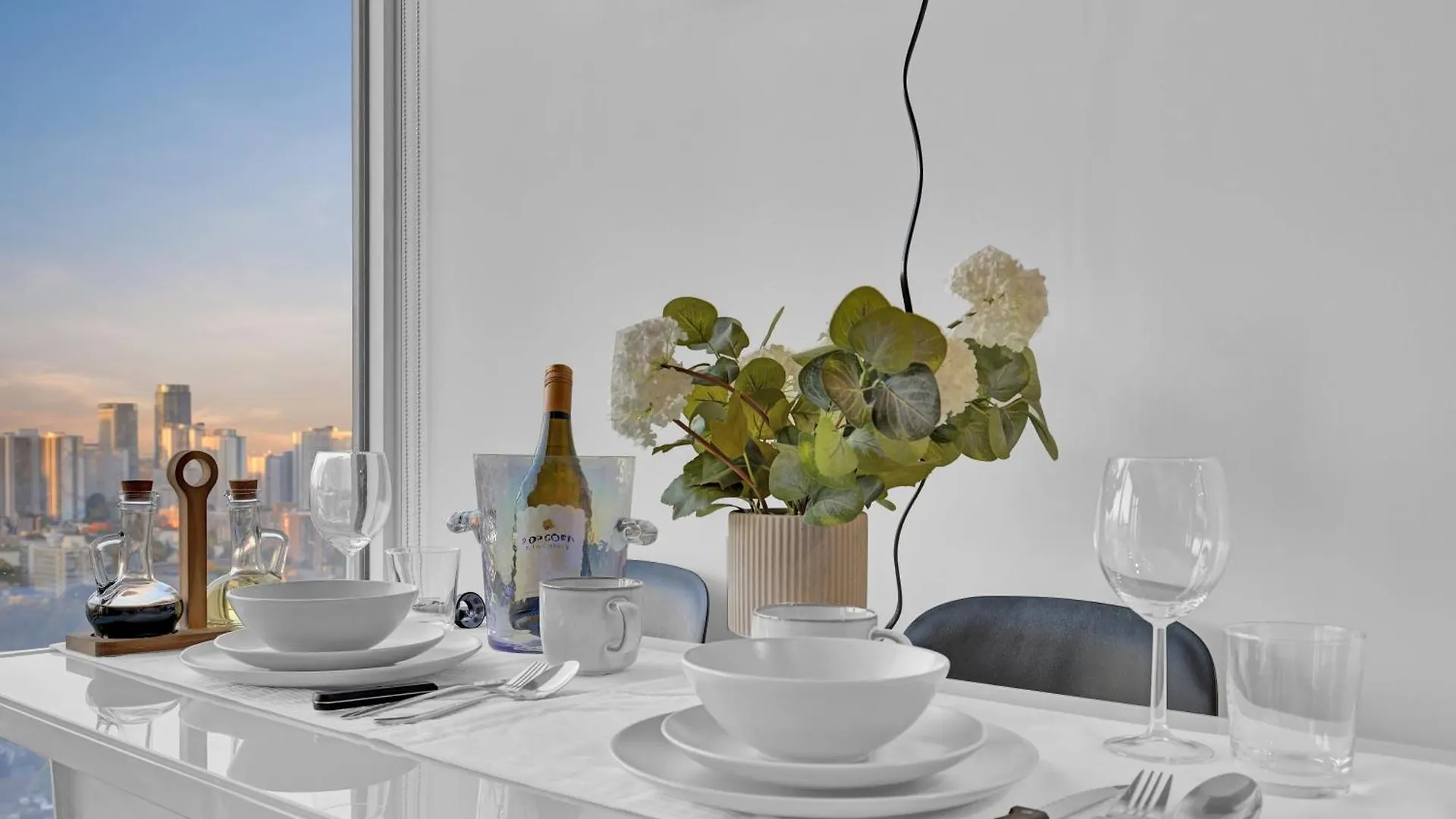 29Th Floor Deluxe, Best View Of Downtown Toronto Apartment